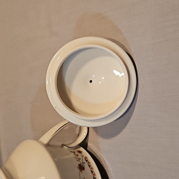 NEW Noritake Adagio 7237 Sugar Bowl w/Lid - Picture 8 of 8